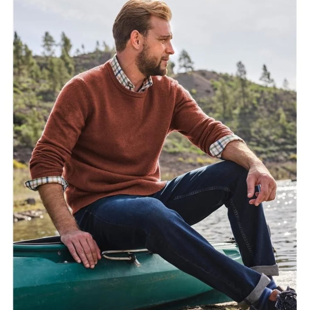 Holebrook Sweden 100% Lambswool Crewneck Sweater (size M)